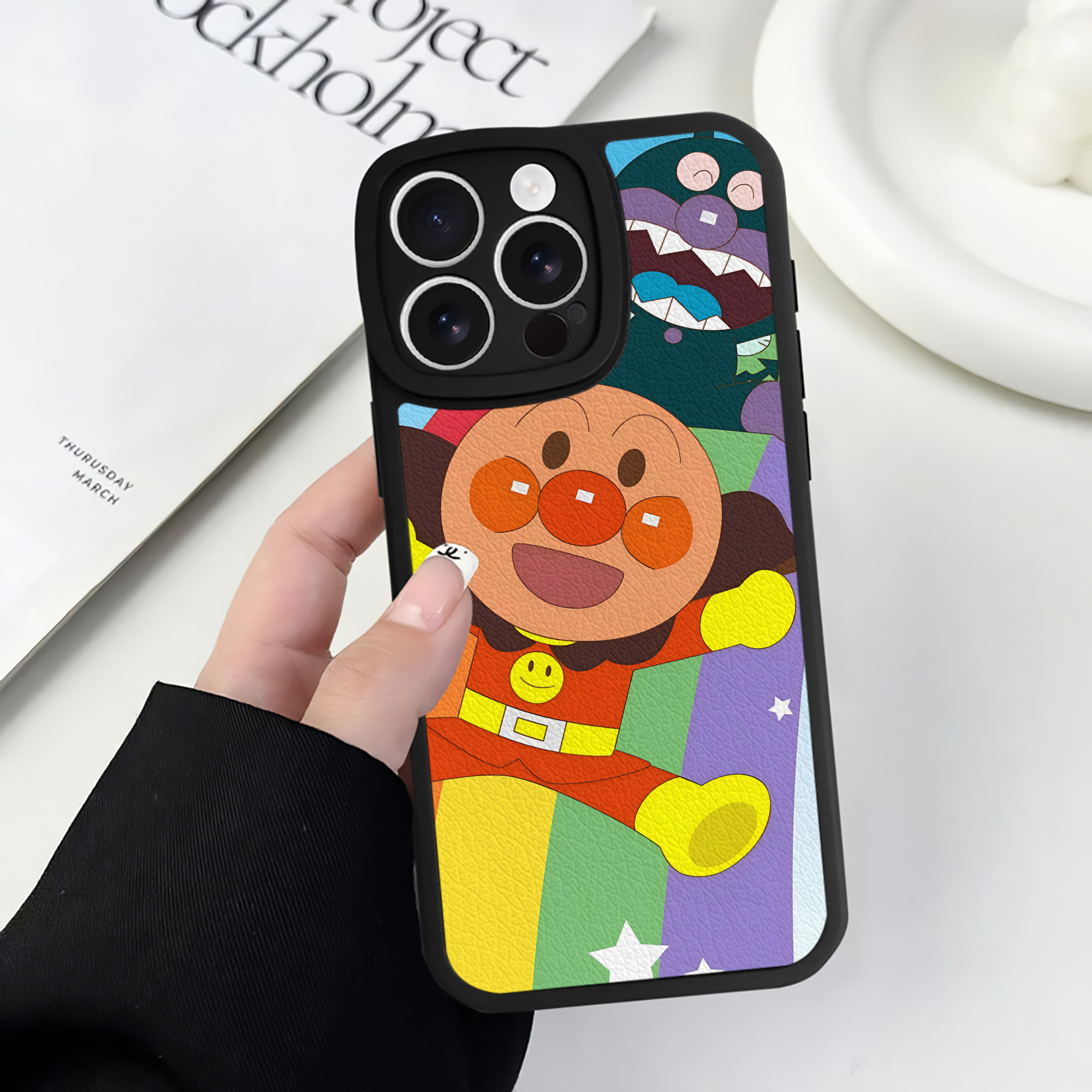（画像用） アンパンマン Anpanman 【iPhone 16シリーズ対応】シリコンスマホケース（レザー調） 材質：シリコン